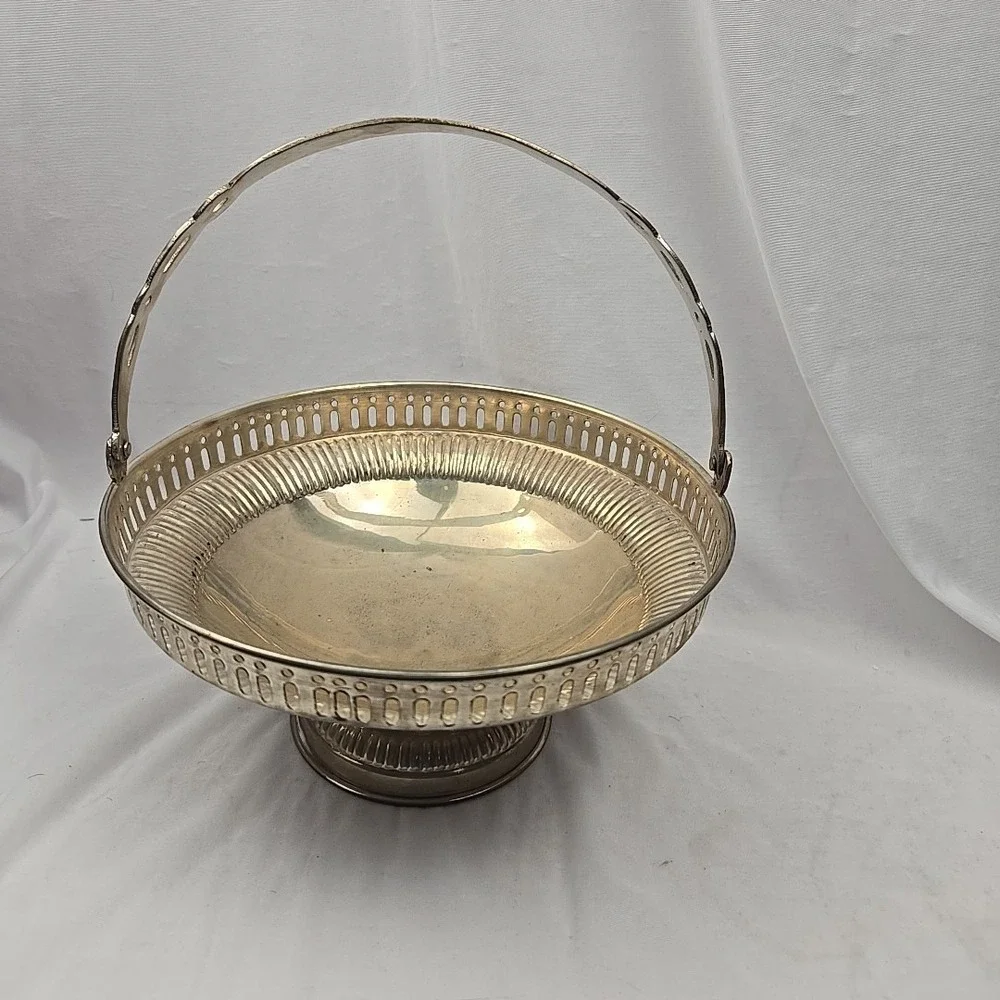Vintage Silver Plated Scallop Shaped Basket from International‎ Silver Company